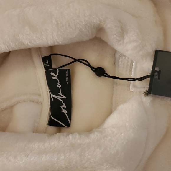 Oversized fur applique jacket - Picture 3 of 9